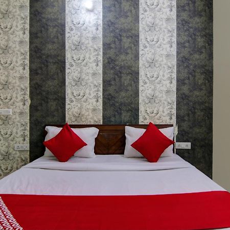 Hotel Yash House نيودلهي المظهر الخارجي الصورة