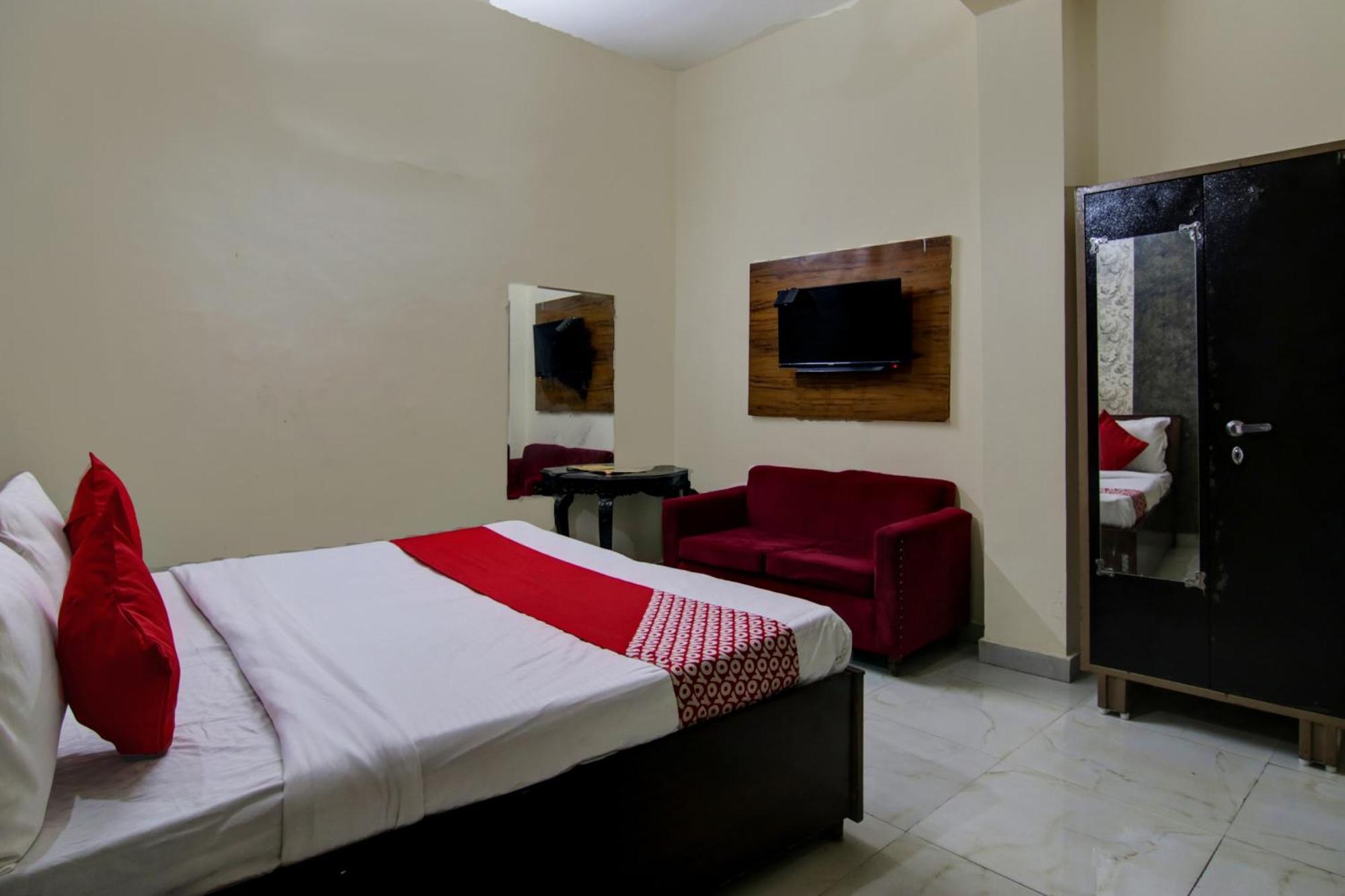 Hotel Yash House نيودلهي المظهر الخارجي الصورة