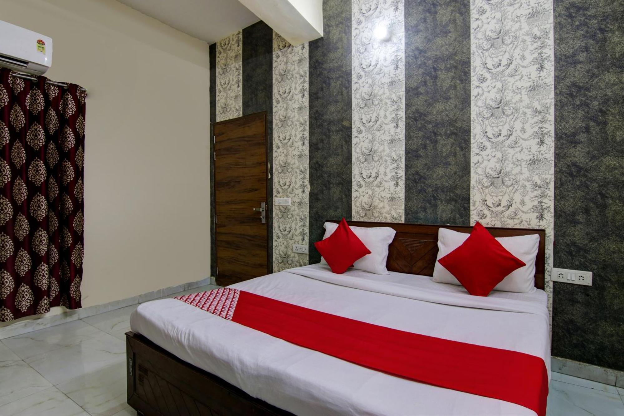 Hotel Yash House نيودلهي المظهر الخارجي الصورة