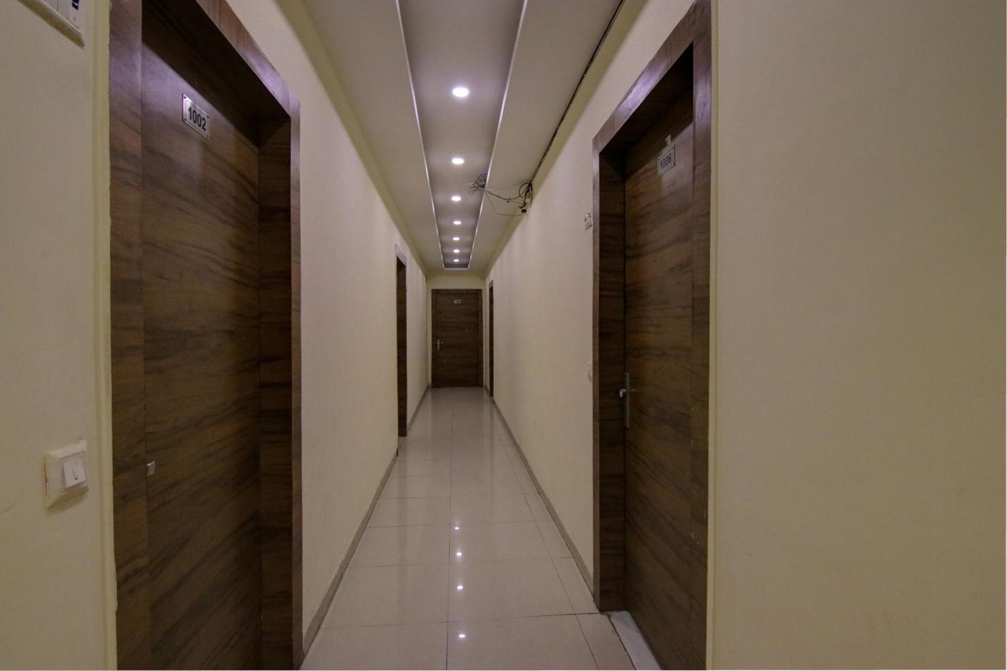 Hotel Yash House نيودلهي المظهر الخارجي الصورة